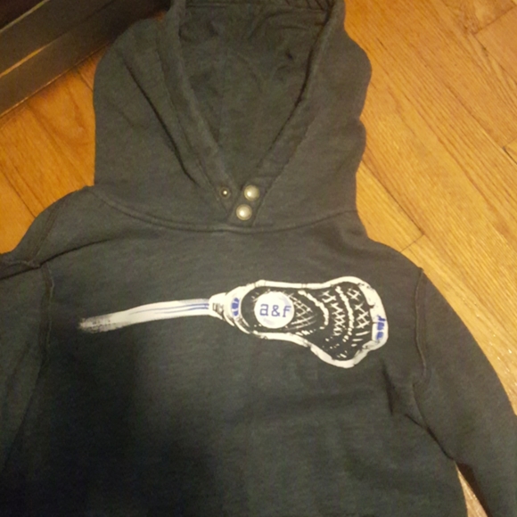 ABERCROMBIE AND FITCH SWEATSHIRT - Picture 3 of 3